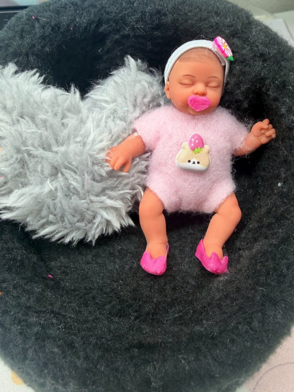 Plush Bodysuit + Pacifier + Shoes for Mini Zuru Babies Series 2